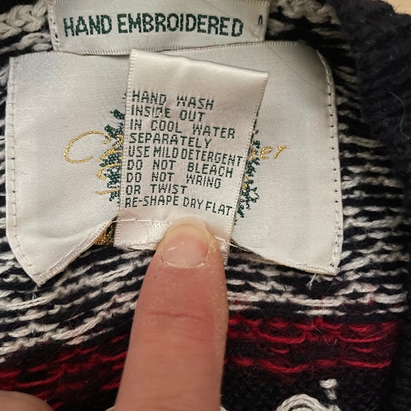 Vintage Christopher & Banks embroidered Ski sweater - Picture 6 of 7